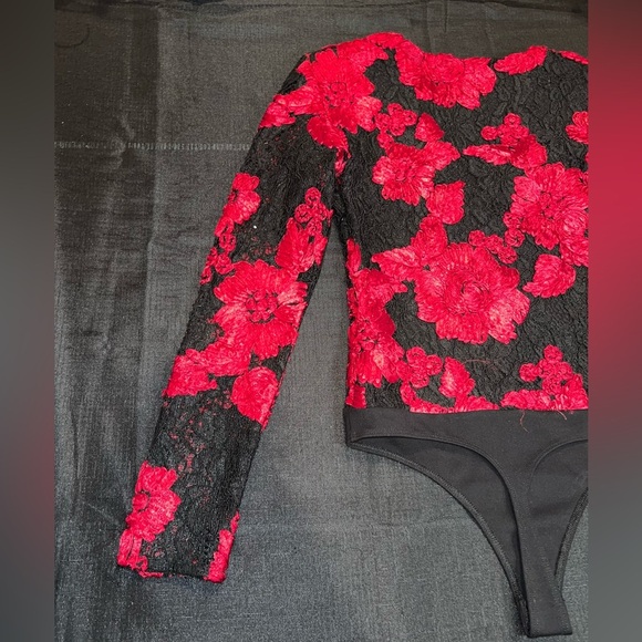 Express floral red black lace bodysuit - Picture 11 of 12